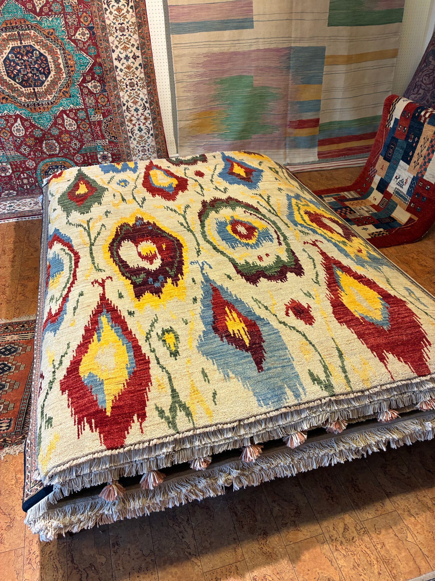 Ikat design, 242 x 164 cm